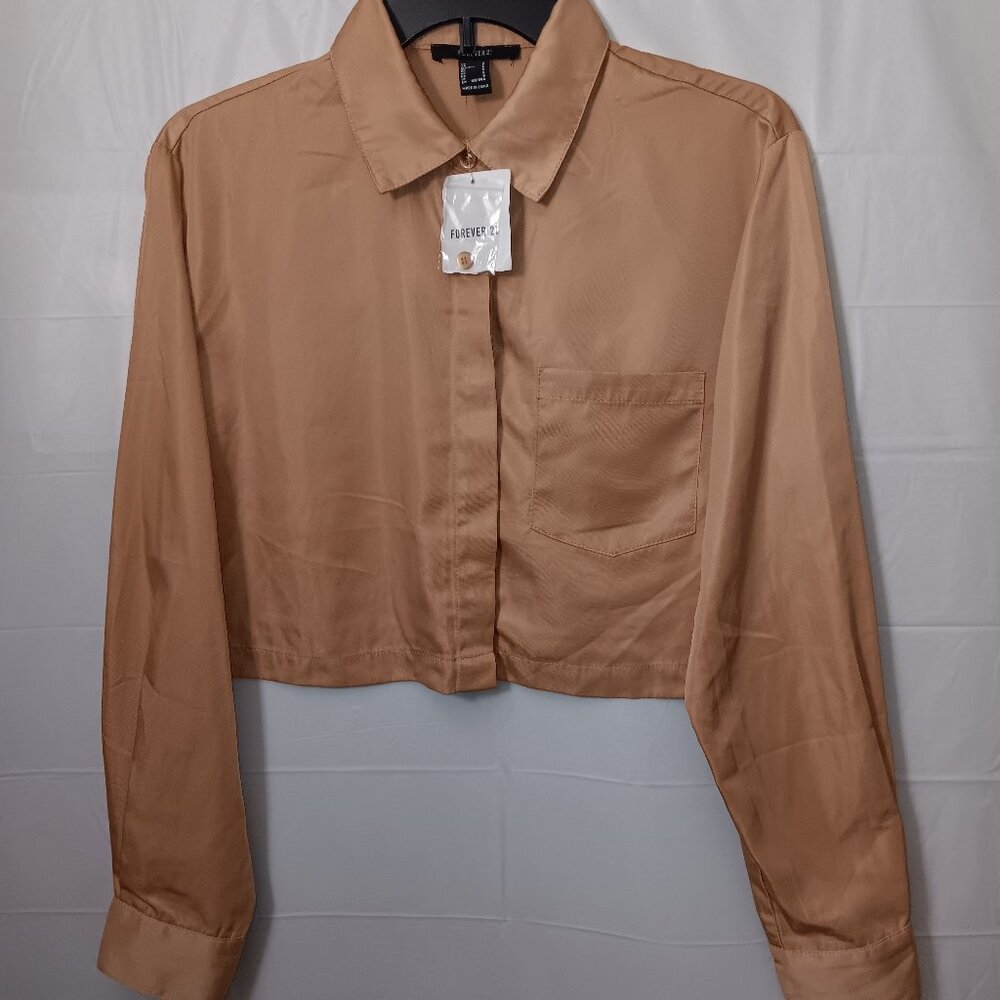 FOREVER 21 CAMEL TONE BUTTON CROP TOP